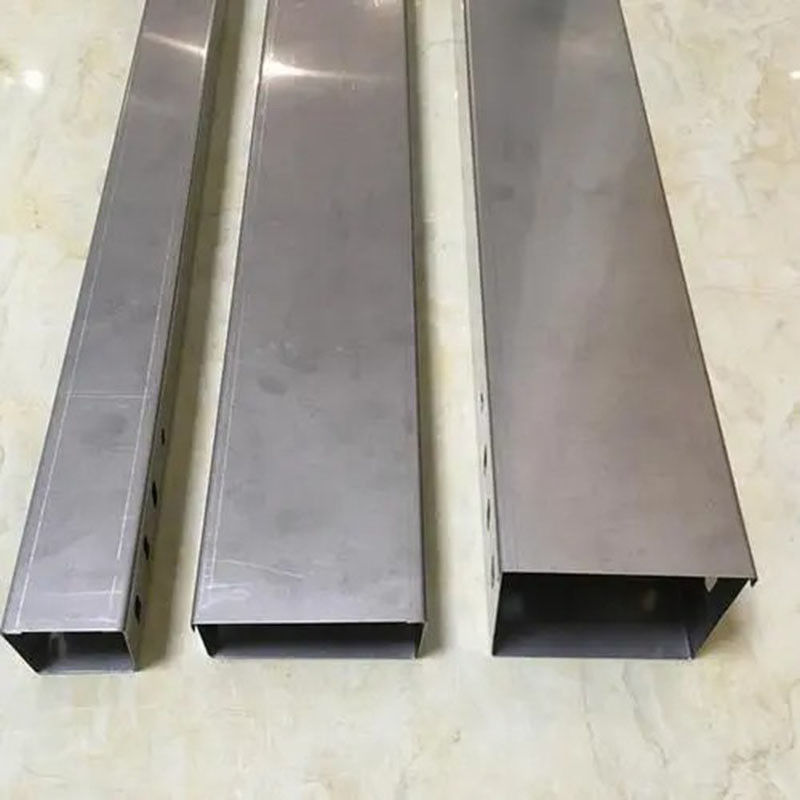 चांदी SS 304 केबल ट्रे सीढ़ी प्रकार चमकाने सतह उपचार
